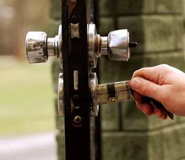 Town Center Locksmith Shop Cleveland, OH 216-654-9581 - 13-Re-Key-Locks
