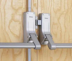 Town Center Locksmith Shop Cleveland, OH 216-654-9581 - 8-Push-Bars